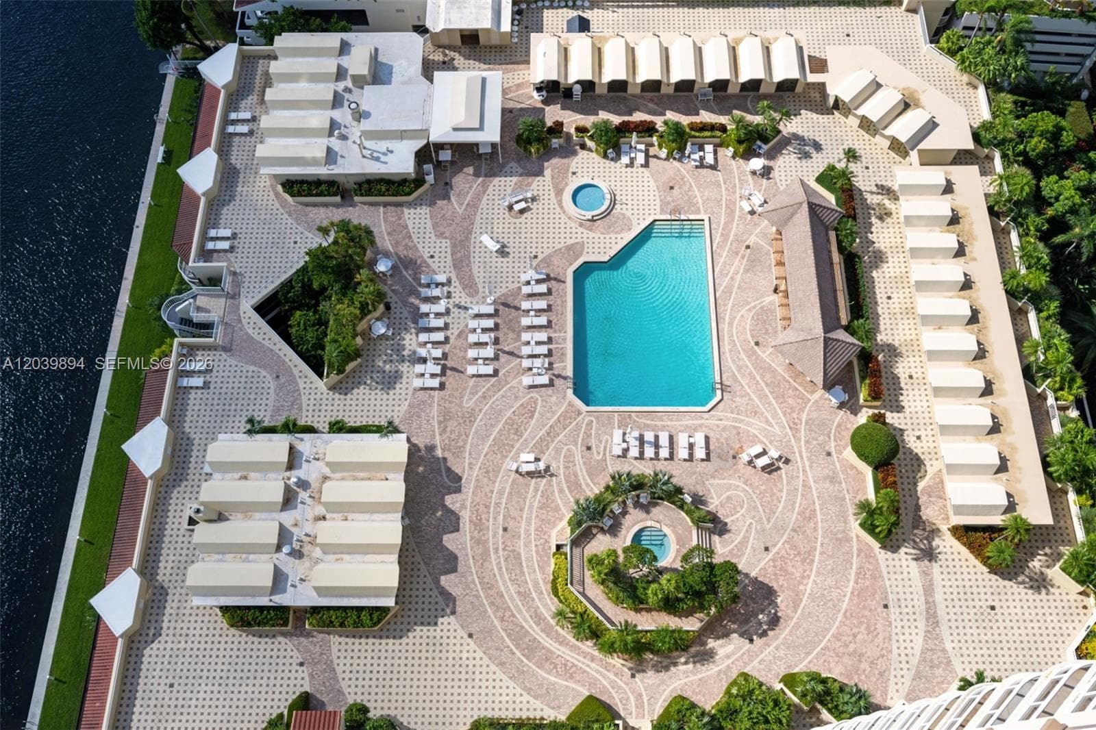 TERRACES NORTH TURNBERRY · #TS8 in Aventura - Photo 22