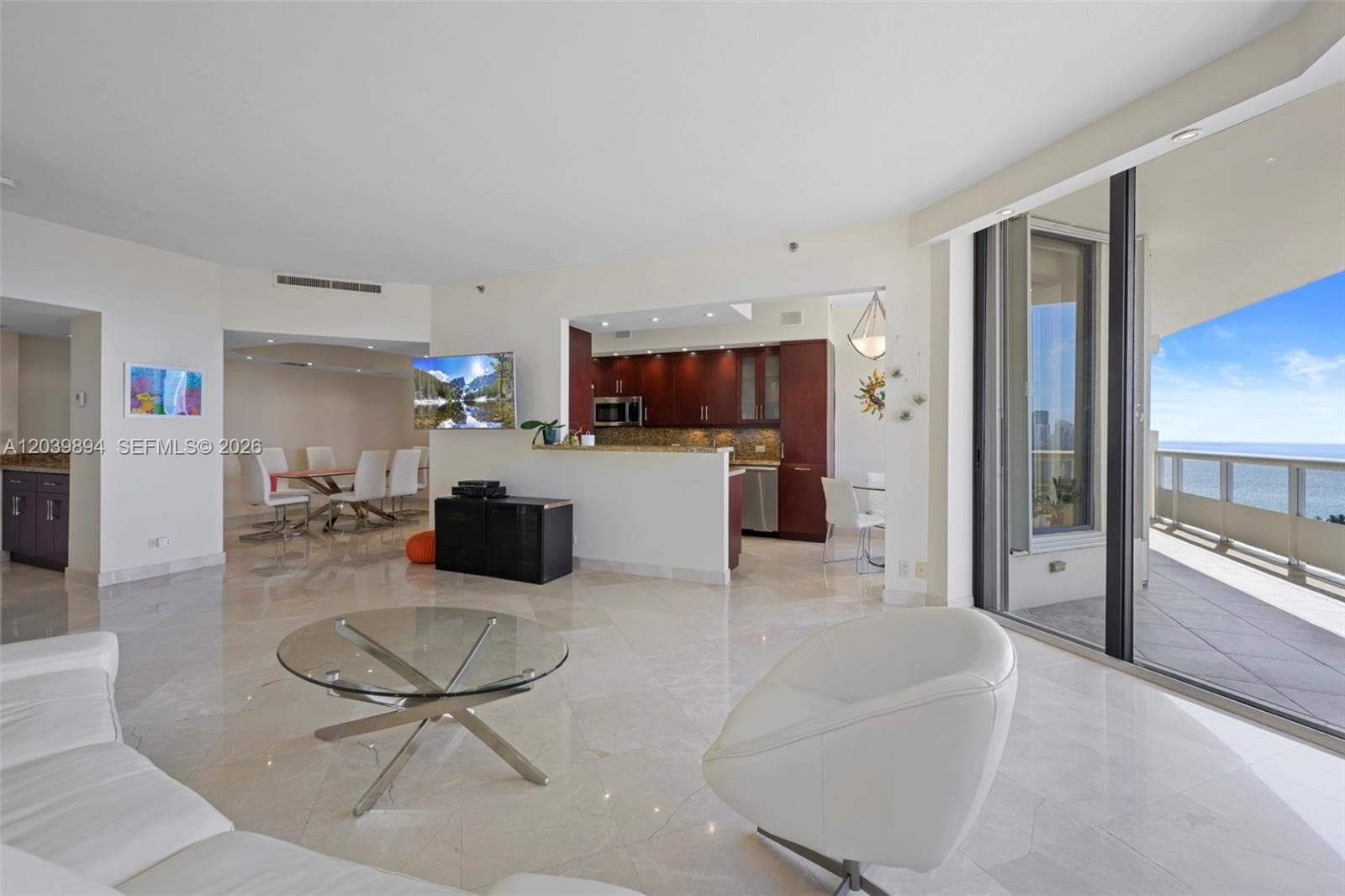 TERRACES NORTH TURNBERRY · #TS8 in Aventura - Photo 3