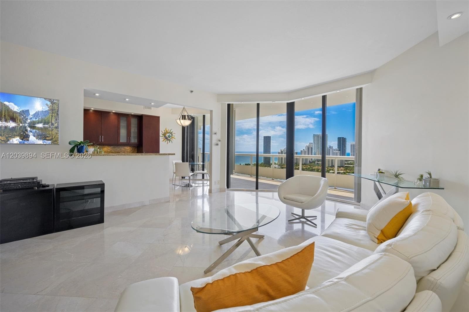 TERRACES NORTH TURNBERRY · #TS8 in Aventura - Photo 1