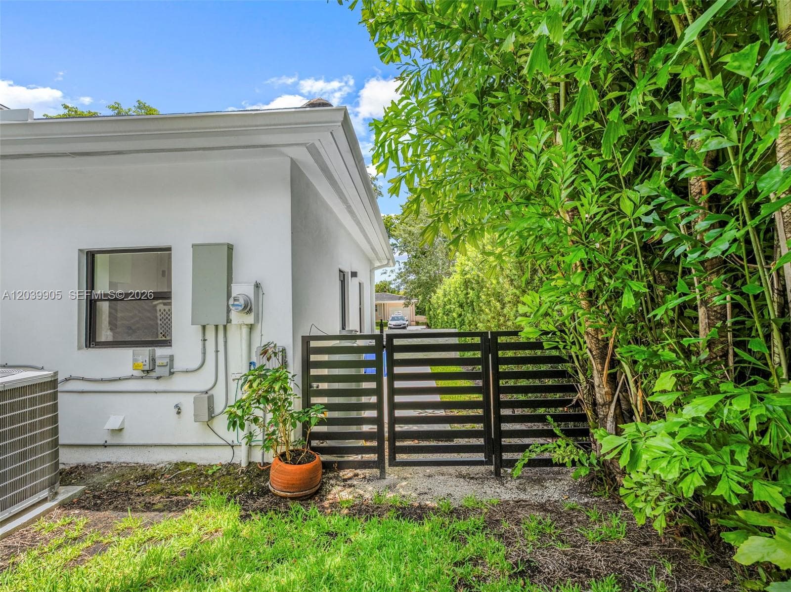 511 Perugia Ave photo 53