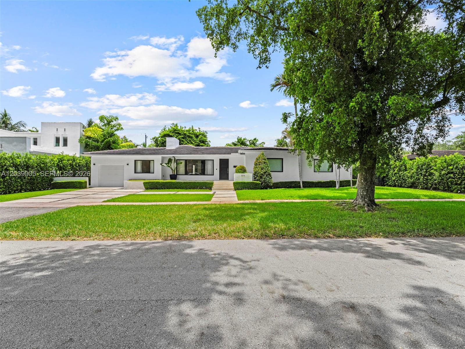 511 Perugia Ave photo 5