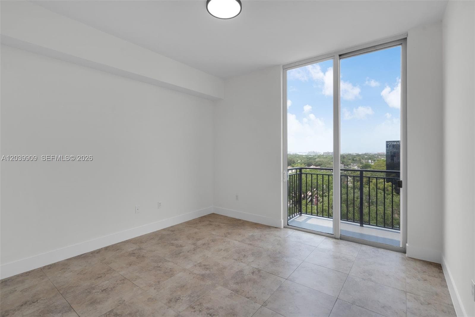 LAS OLAS BY THE RIVER CON · #1707 in Fort Lauderdale - Photo 11