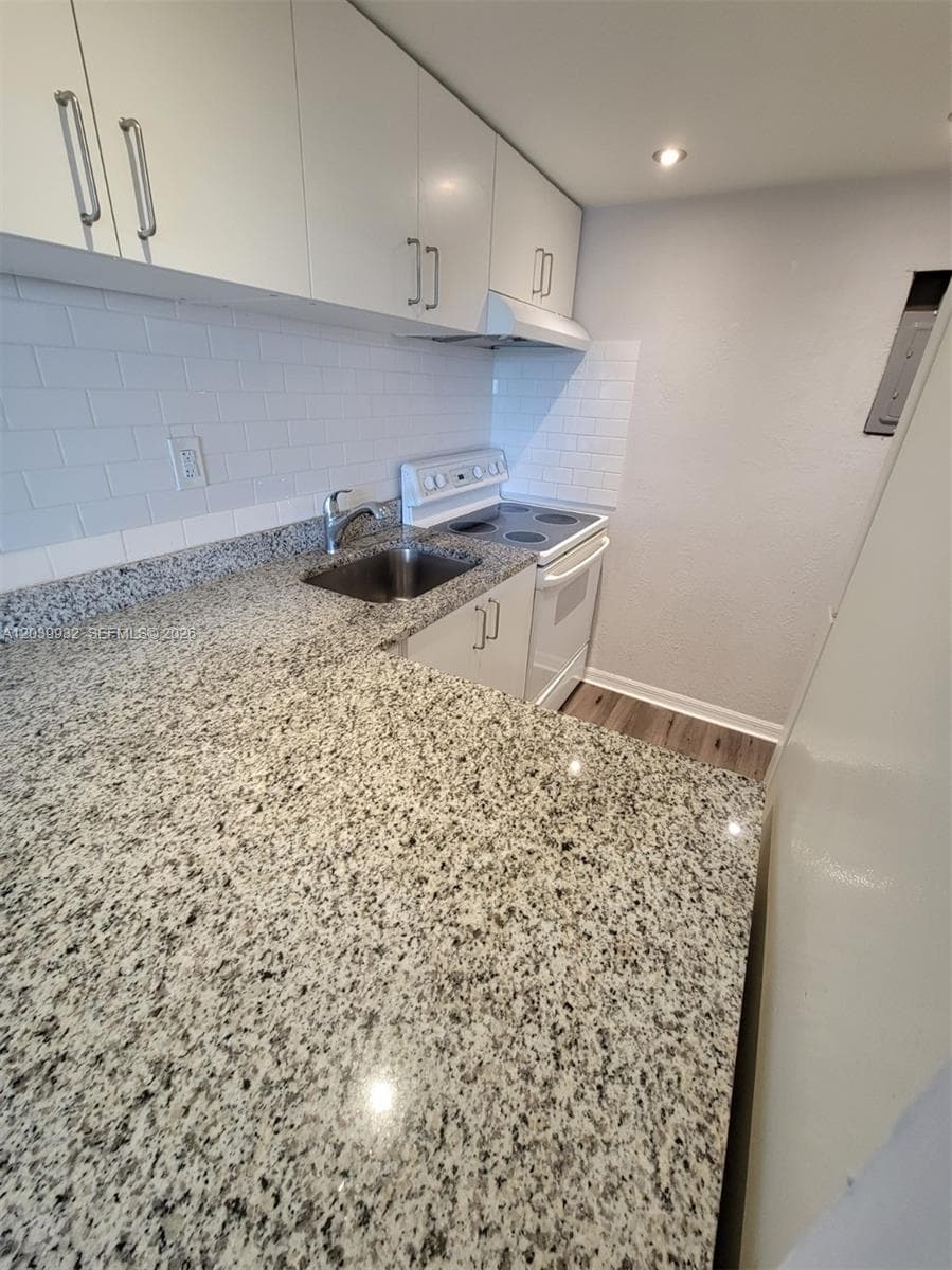 YOLANDA VILLAS CONDO · #512E in Miami - Photo 6