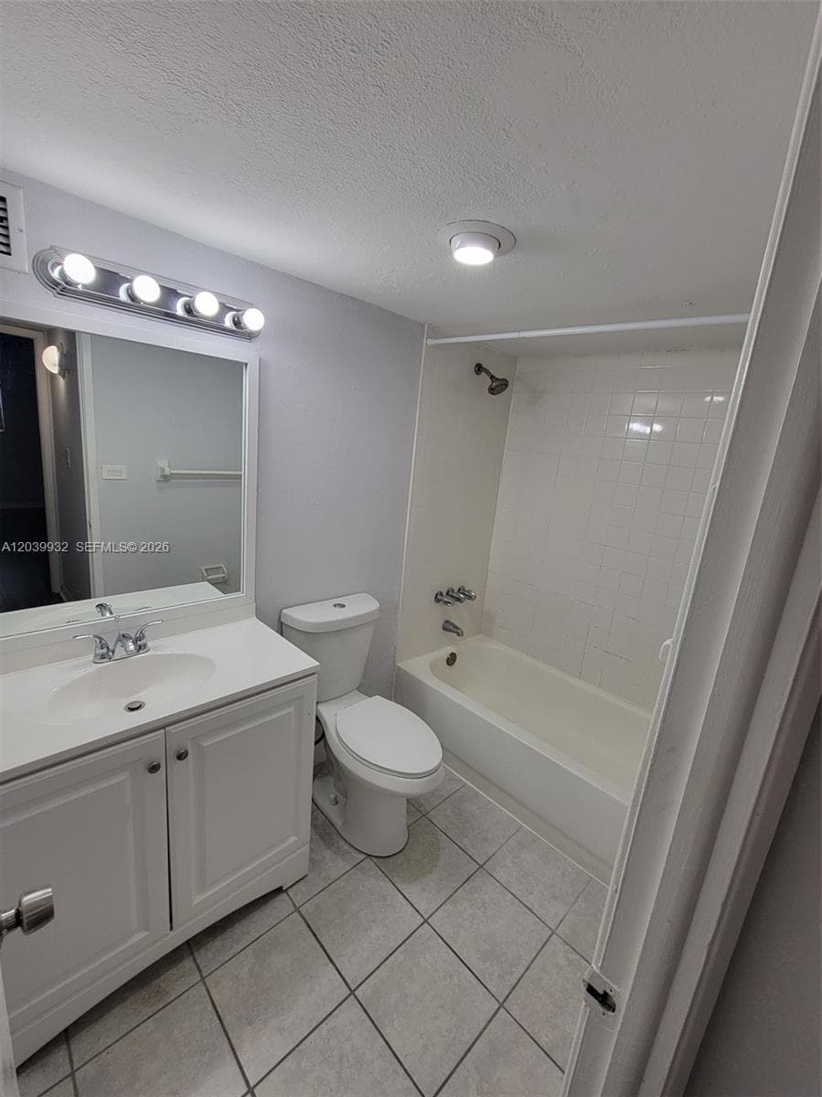 YOLANDA VILLAS CONDO · #512E in Miami - Photo 11