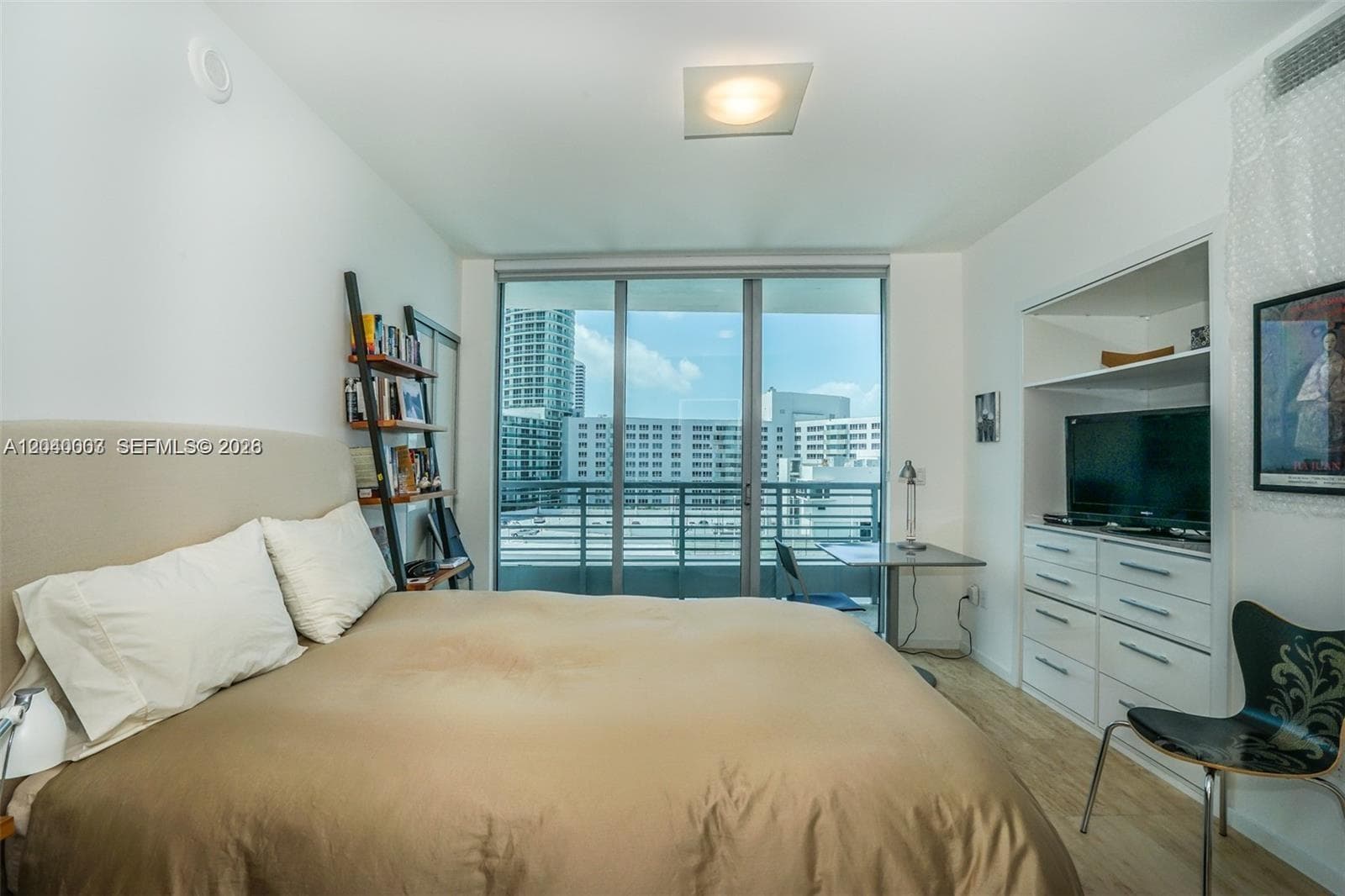 CAPRI SOUTH BEACH CONDO · #1103 in Miami Beach - Photo 13