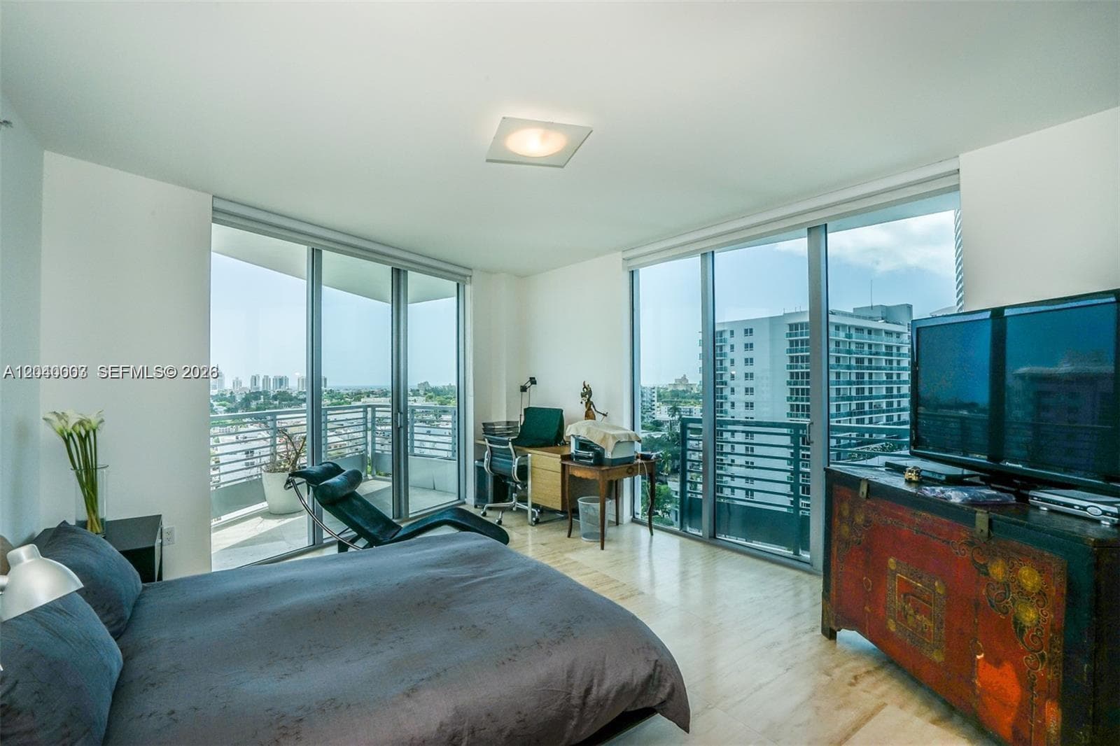CAPRI SOUTH BEACH CONDO · #1103 in Miami Beach - Photo 14