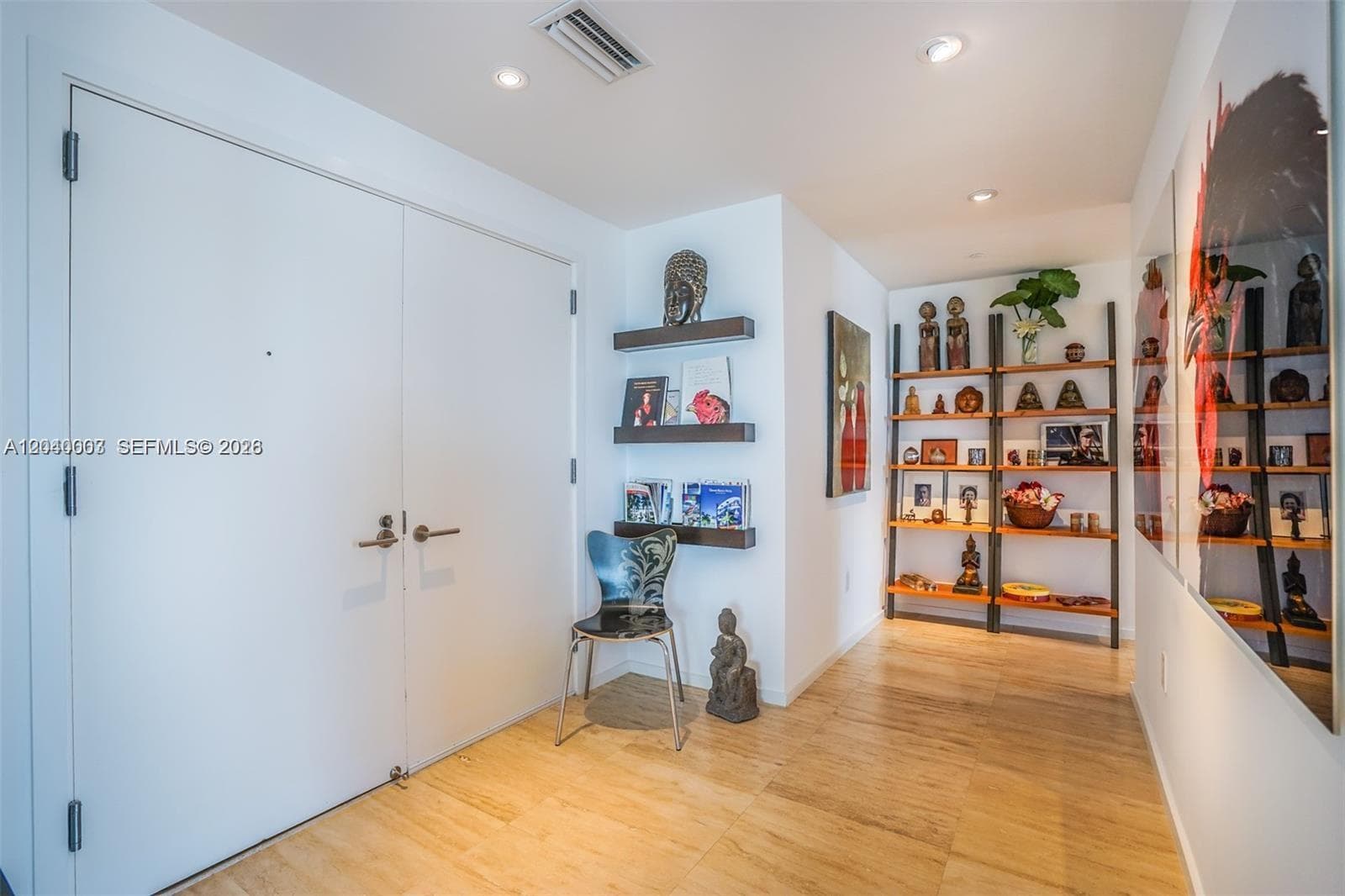 CAPRI SOUTH BEACH CONDO · #1103 in Miami Beach - Photo 4