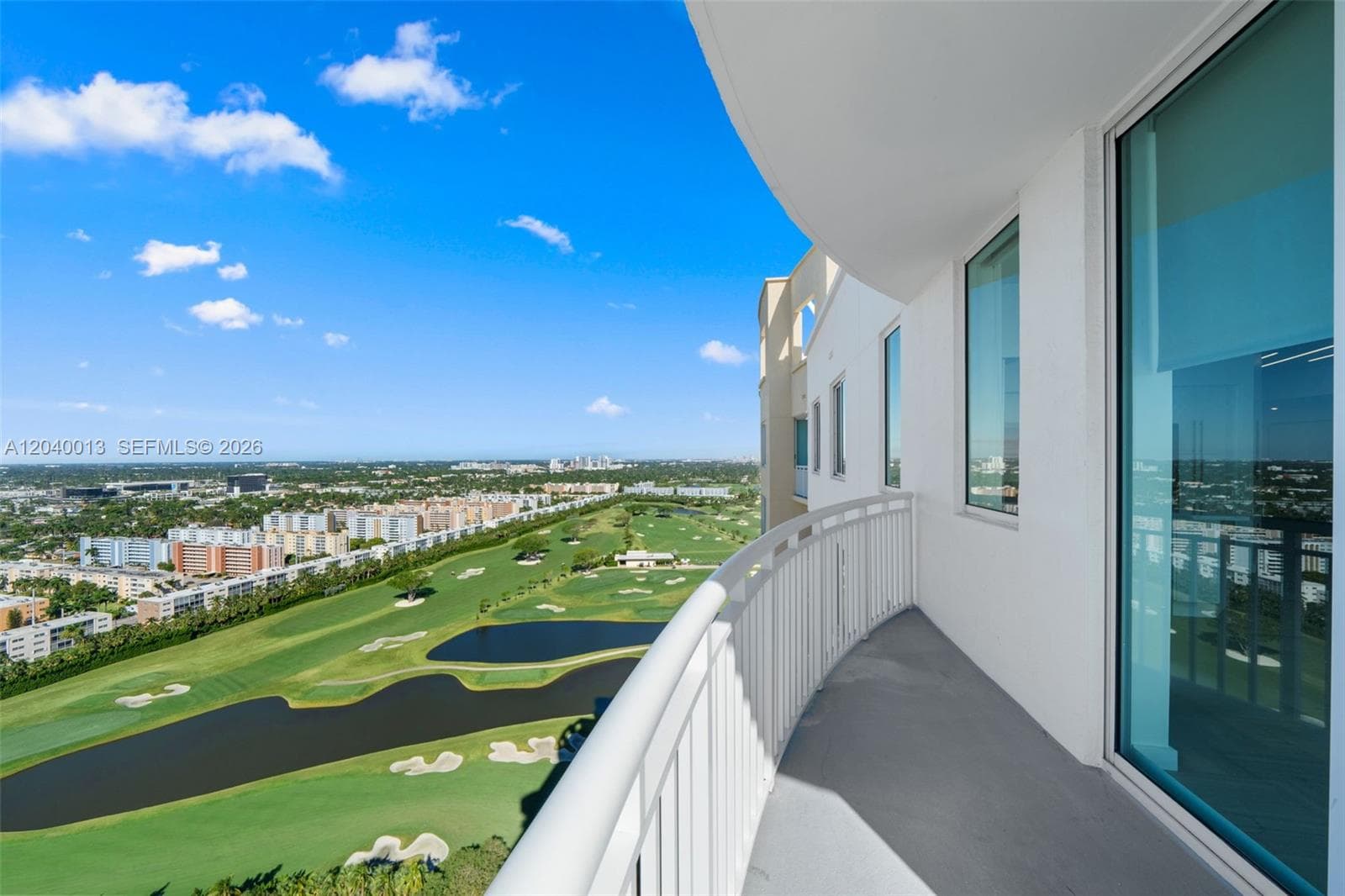 DUO · #PH05W in Hallandale Beach - Photo 2