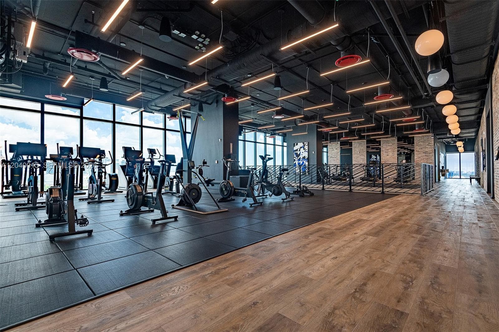 The Elser Hotel & Residences · #2301 in Miami - Photo 4