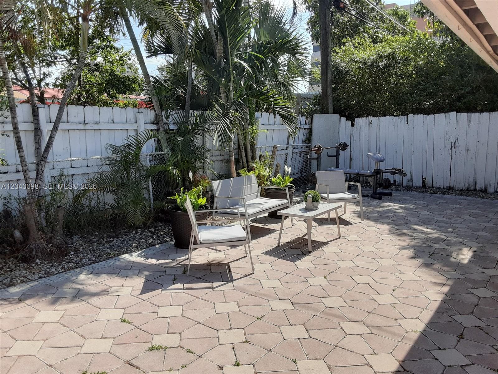 4074 NW 4th St photo 12