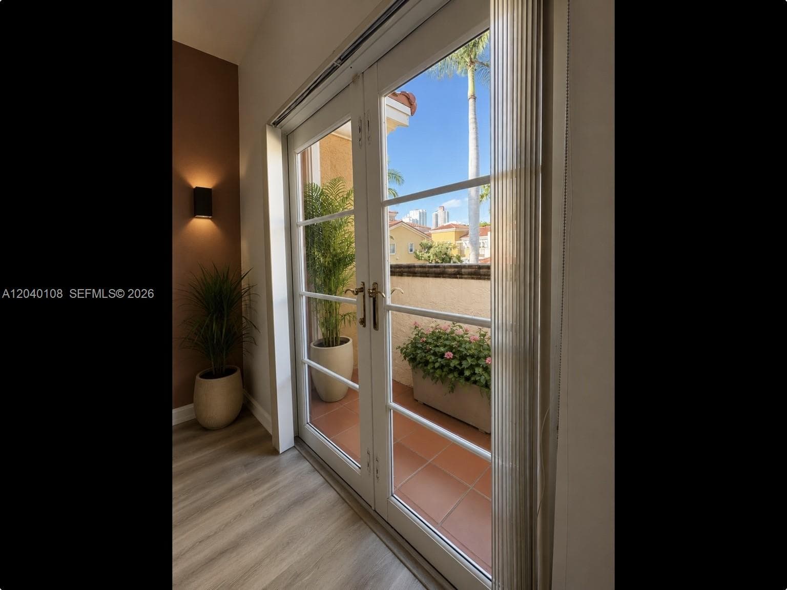 18410 NE 30th Ave #18410 photo 14