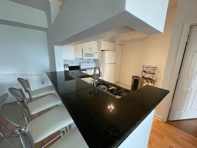 Porto Bellagio · #2912 in Sunny Isles Beach - Photo 8