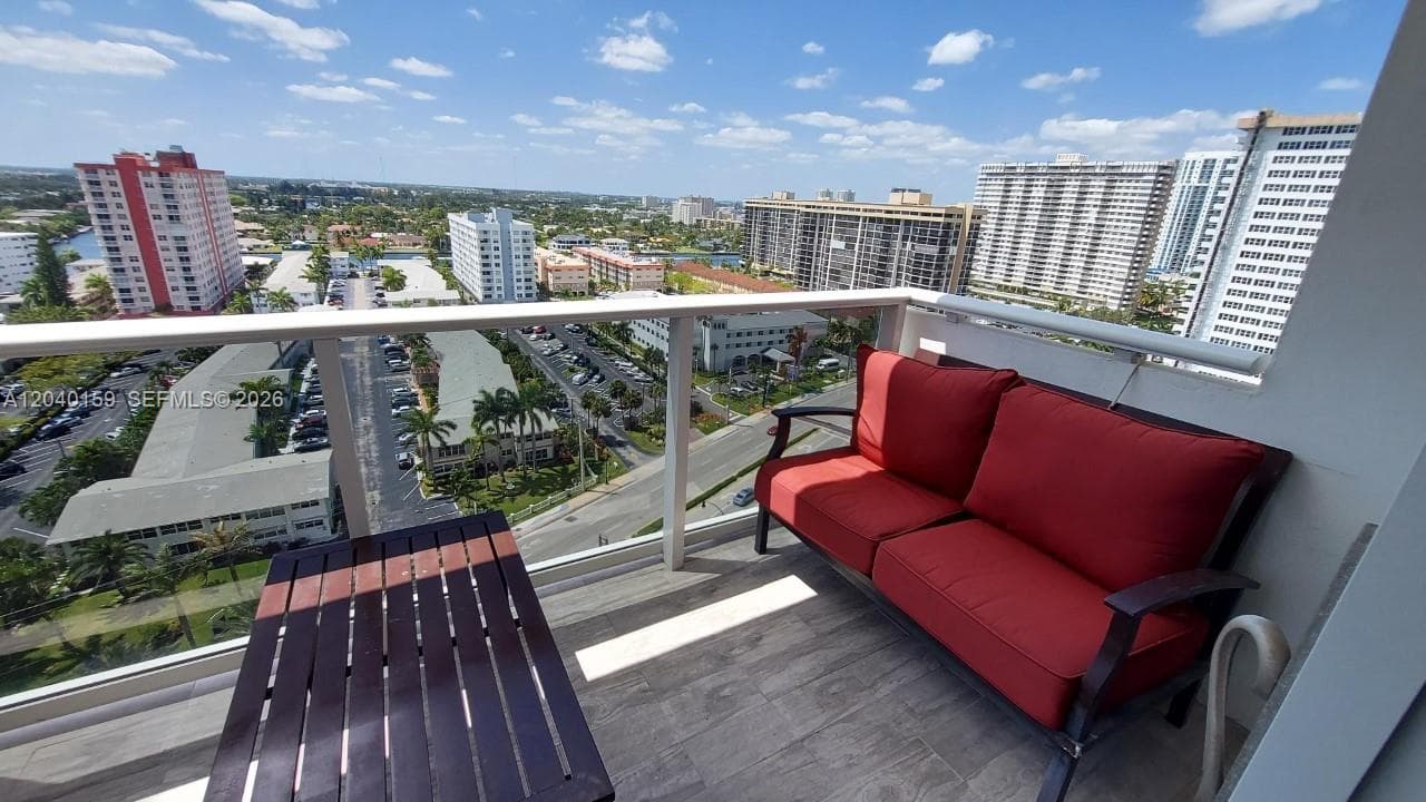 PARKER TOWER CONDO · #1510 in Hallandale Beach - Photo 5