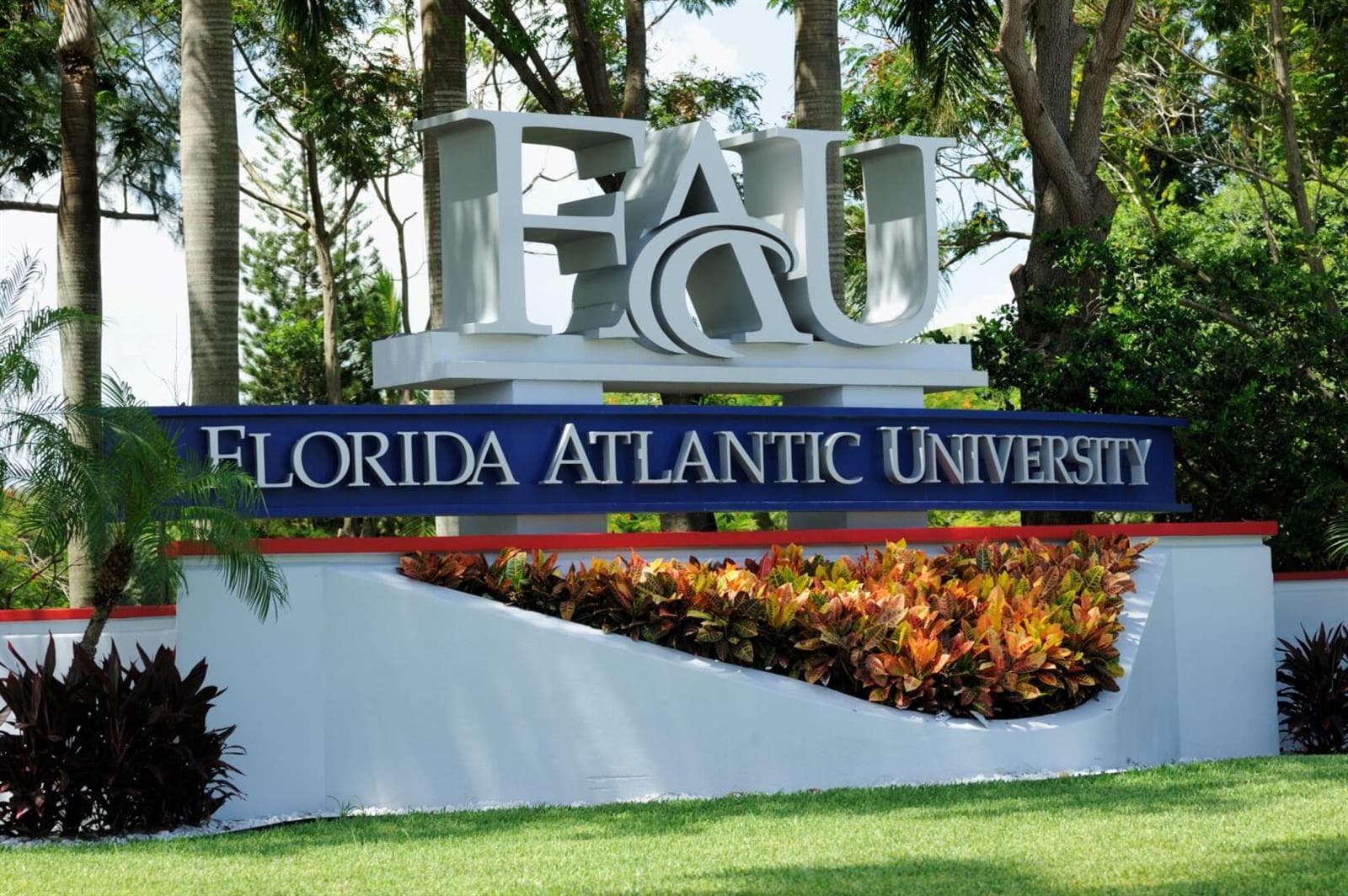 FAU