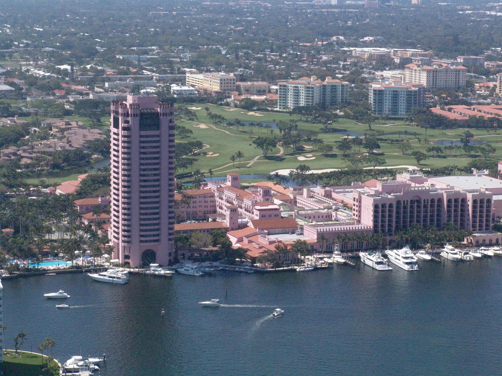 BOCA HOTEL