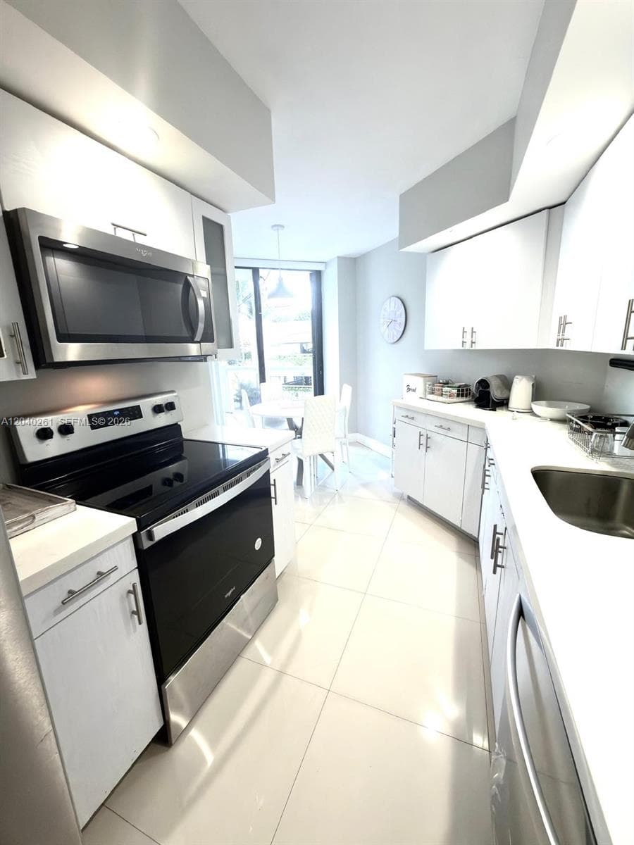 Portsview · #215 in Aventura - Photo 5