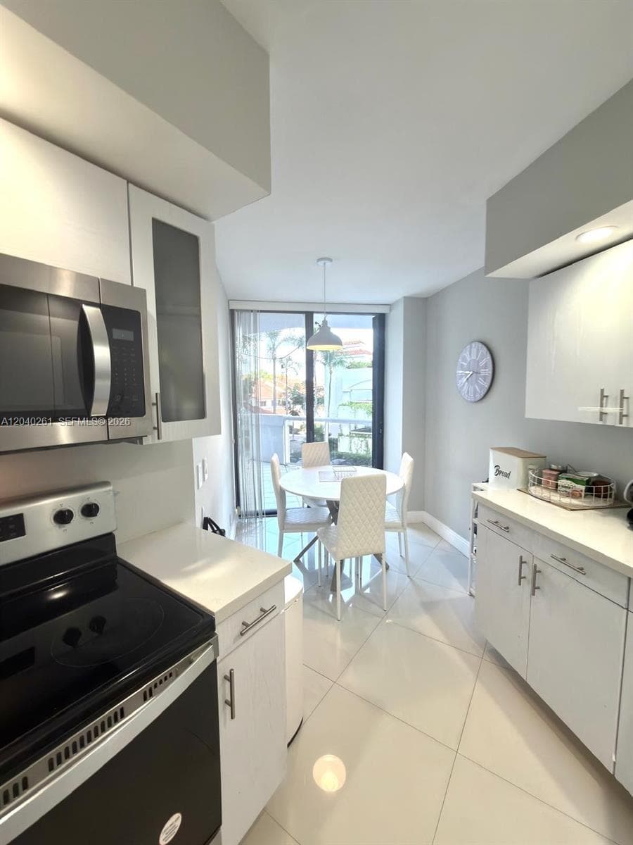 Portsview · #215 in Aventura - Photo 4