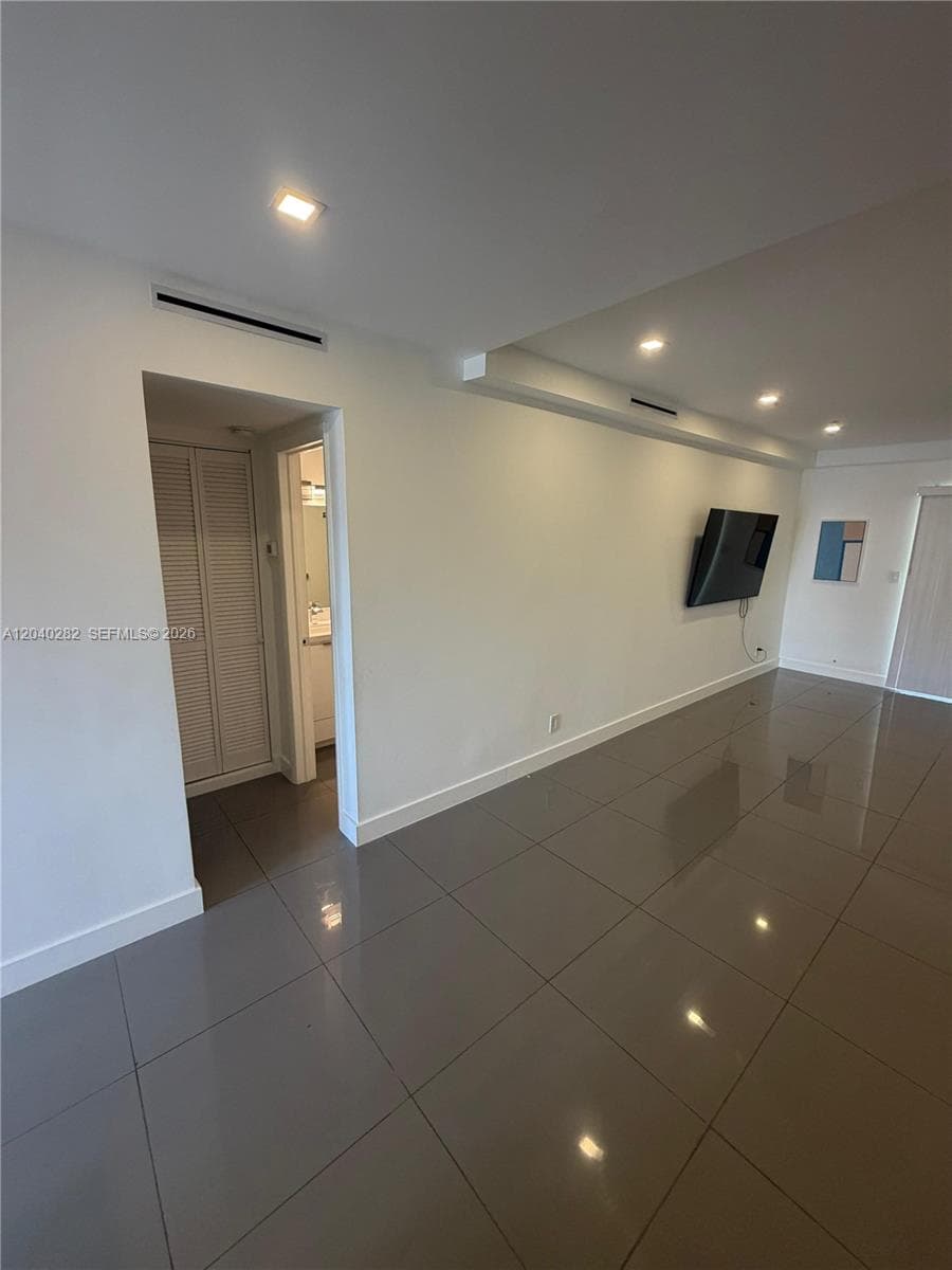 KEYSTONE ARMS CONDO · #107 in North Miami - Photo 6