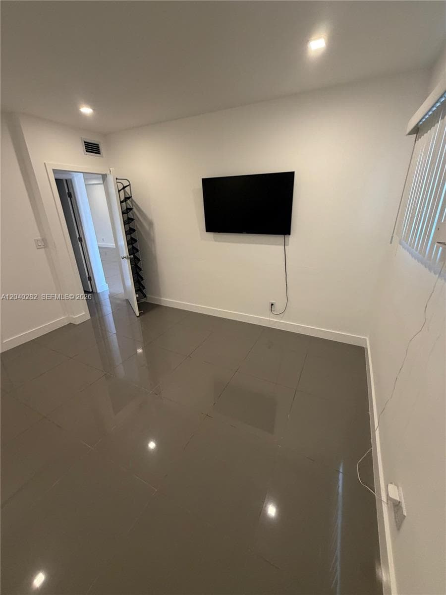 KEYSTONE ARMS CONDO · #107 in North Miami - Photo 17