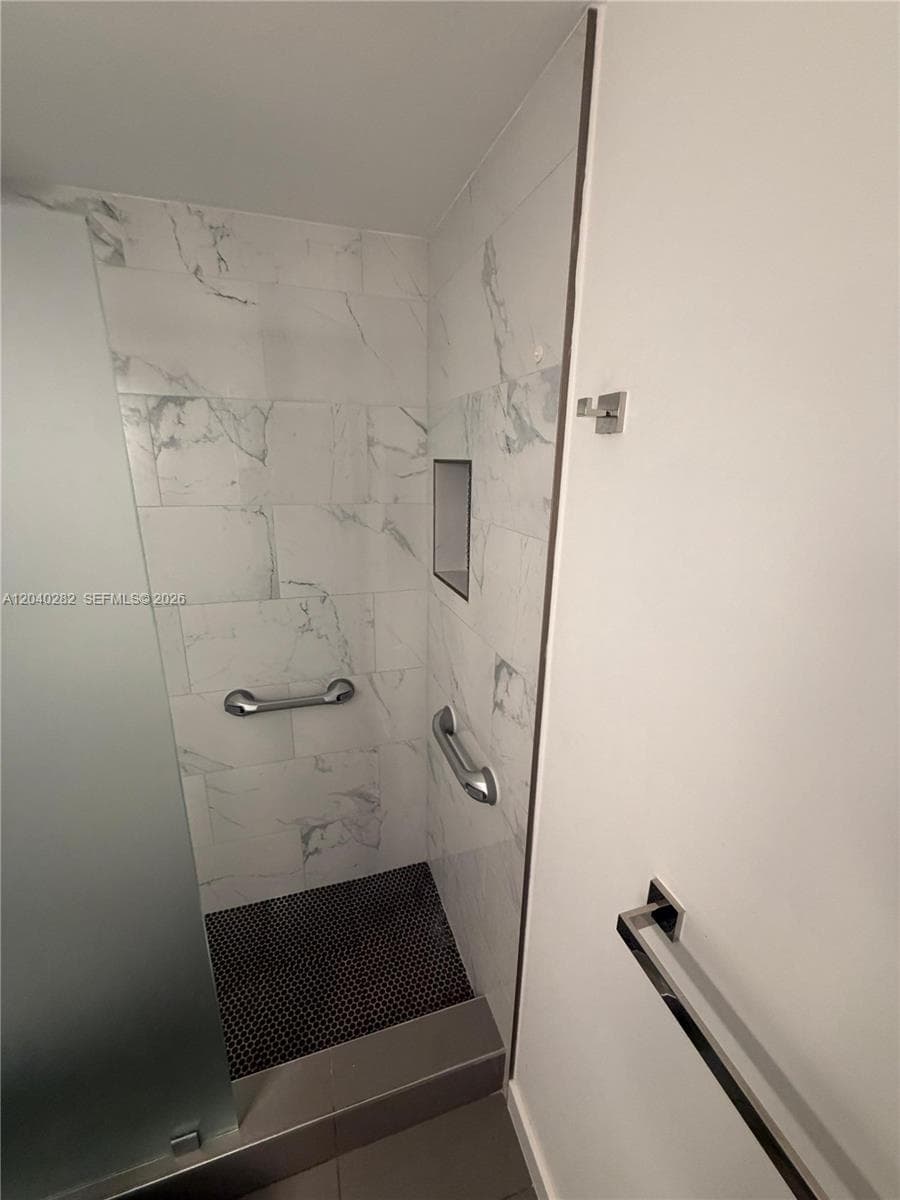 KEYSTONE ARMS CONDO · #107 in North Miami - Photo 11