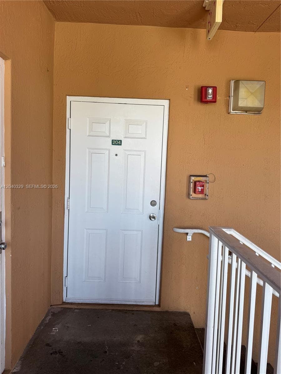 SHOMA HOMES AT COUNTRY CL · #204-19 in Hialeah - Photo 2