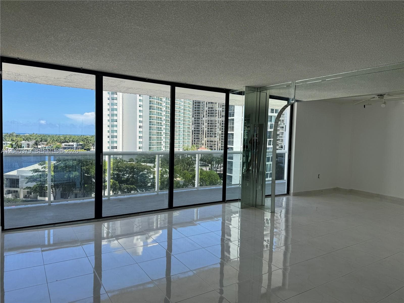 Waterview Condo · #835 in Aventura - Photo 9