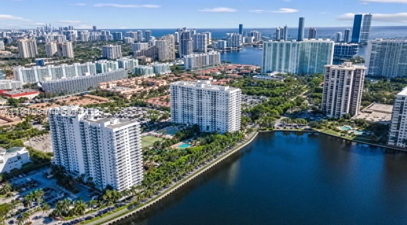 ADMIRALS PORT CONDO WEST · #203W in Aventura - Photo 13