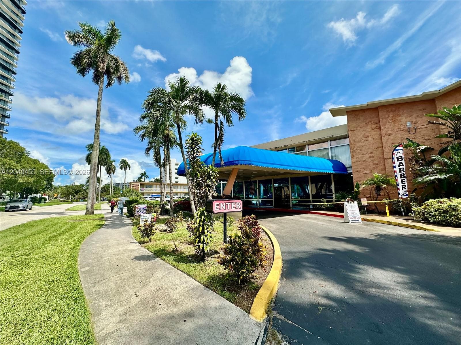 DIPLOMAT GOLF & RACQUET · #2368 in Hallandale Beach - Photo 12