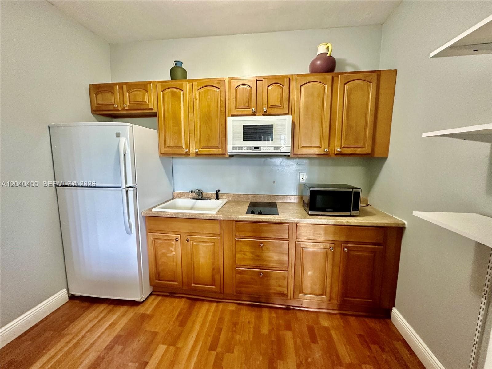 DIPLOMAT GOLF & RACQUET · #2368 in Hallandale Beach - Photo 1