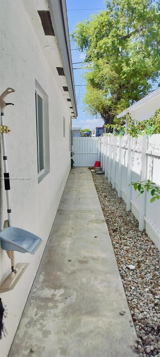 4223 NW 32nd Ave photo 10