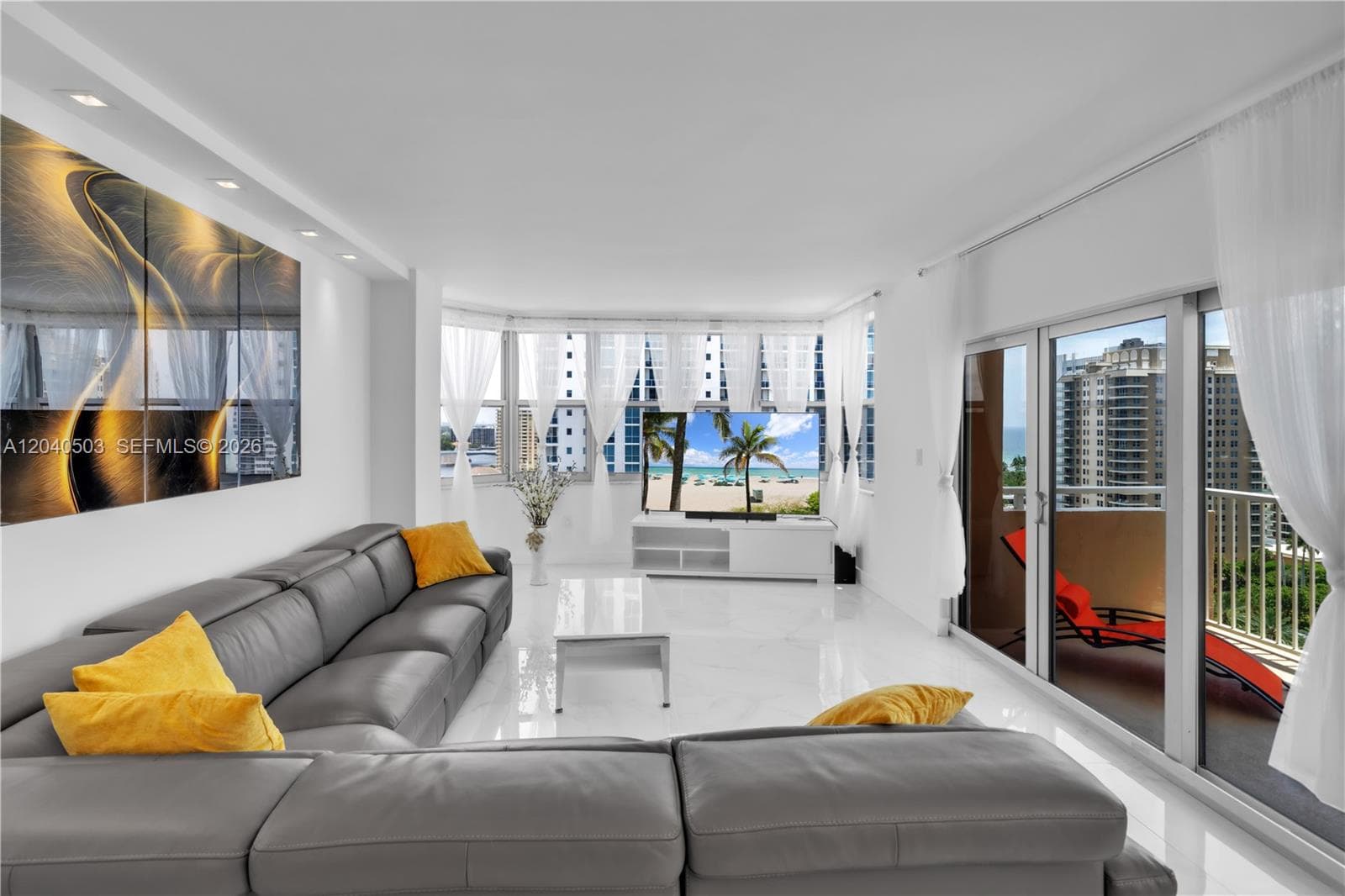 HEMISPHERES CONDO · #14F(availabale now) in Hallandale Beach - Photo 2