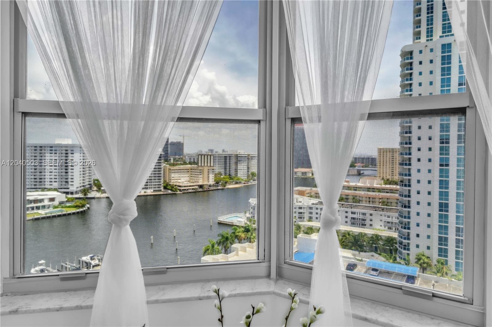 HEMISPHERES CONDO · #14F(availabale now) in Hallandale Beach - Photo 6