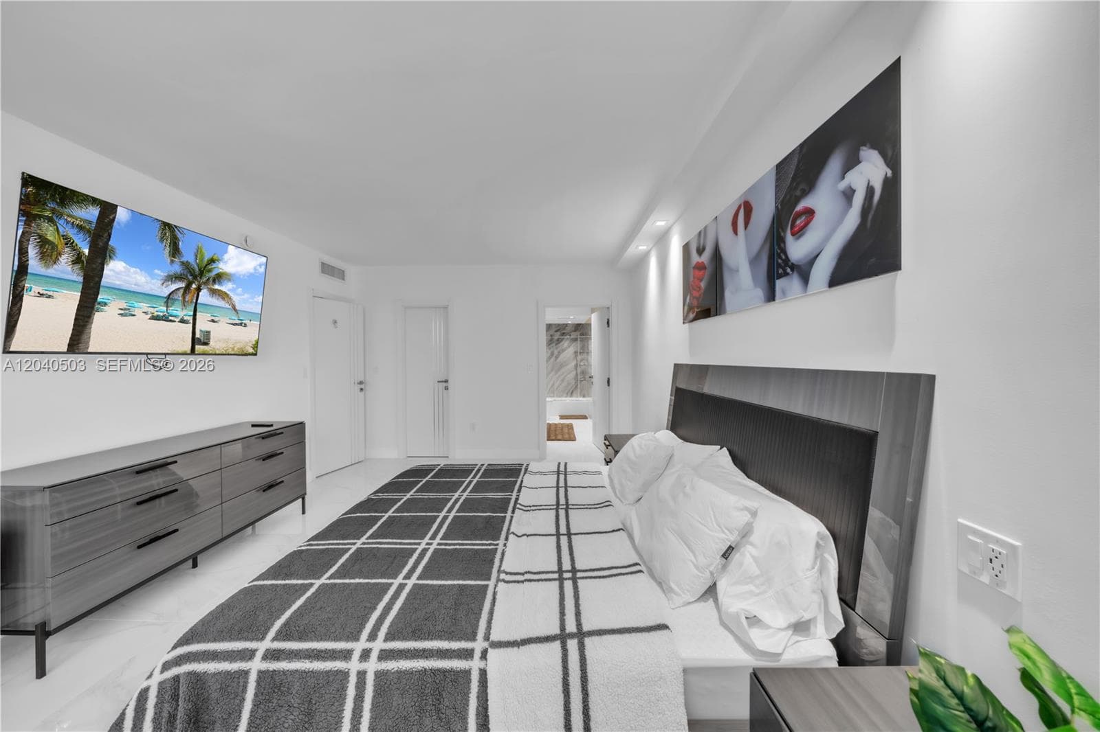 HEMISPHERES CONDO · #14F(availabale now) in Hallandale Beach - Photo 22