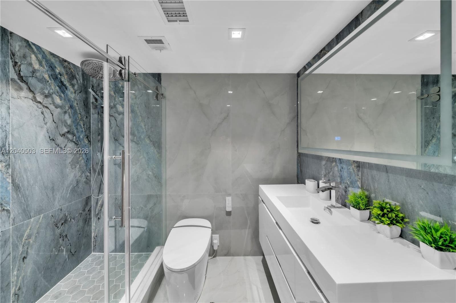 HEMISPHERES CONDO · #14F(availabale now) in Hallandale Beach - Photo 32