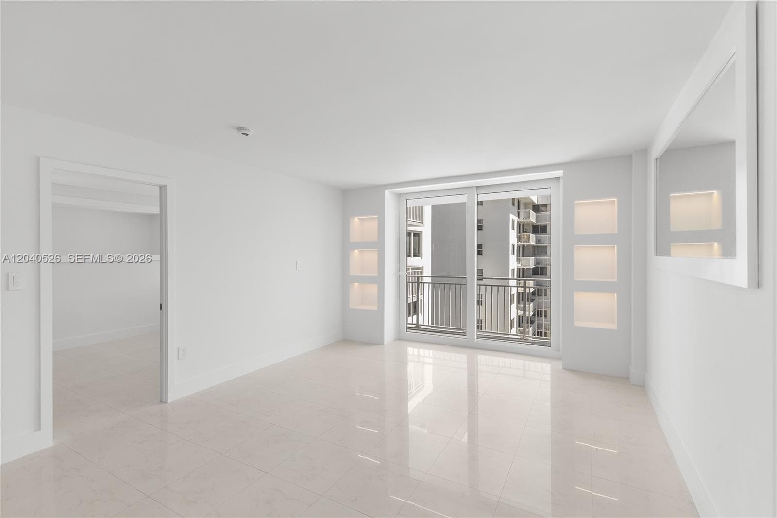 Ocean Point · #924 in Miami Beach - Photo 10