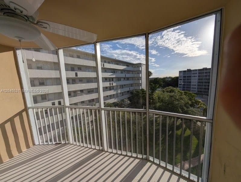 Jade Winds · #622-3 in Miami - Photo 7
