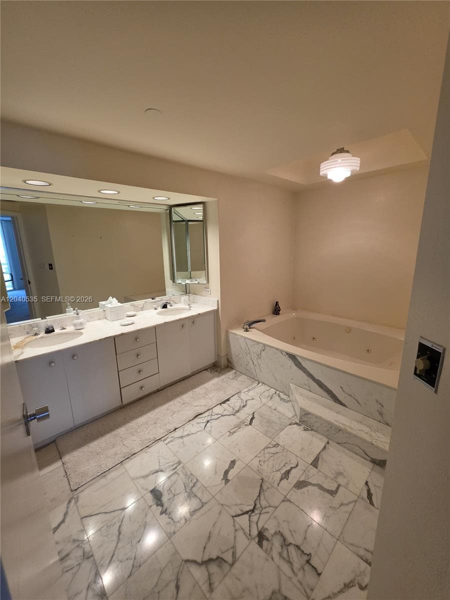 TERRACES NORTH · #1805 in Aventura - Photo 28