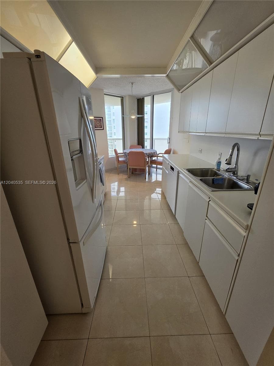TERRACES NORTH · #1805 in Aventura - Photo 25
