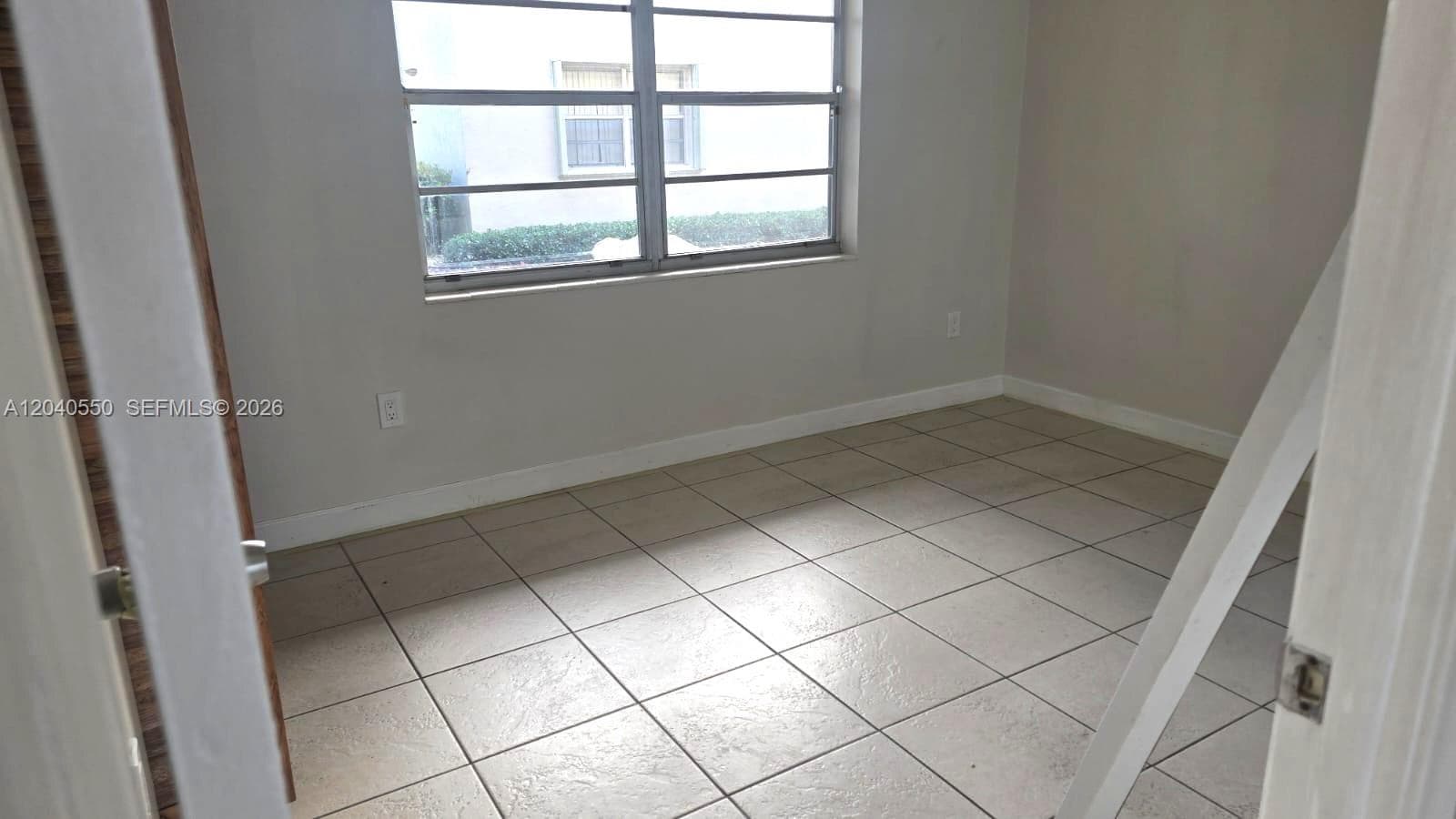 KINGS CREEK SO.CONDO · #E-113 in Miami - Photo 17