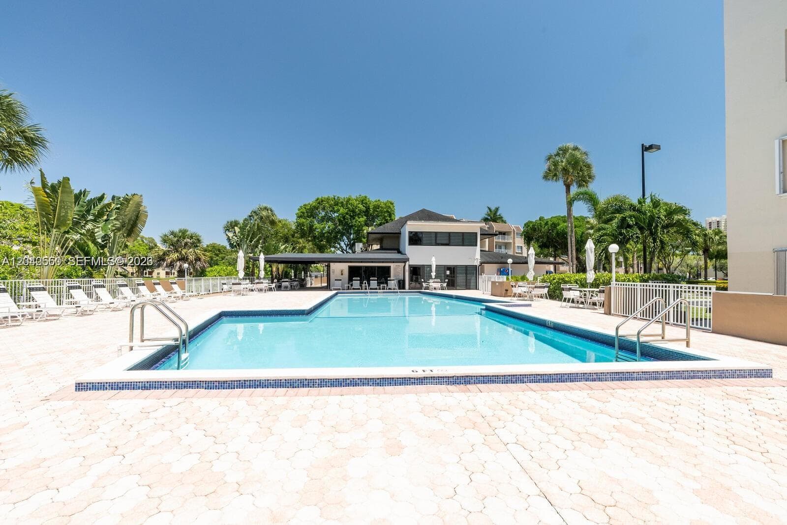 KINGS CREEK SO.CONDO · #E-113 in Miami - Photo 38