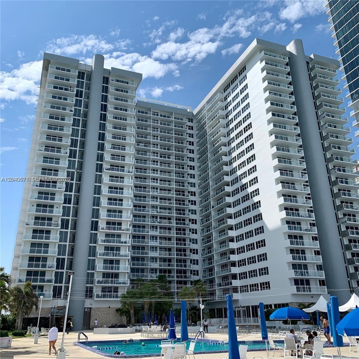 PARKER PLAZA CONDO ESTATE · #2204 in Hallandale Beach - Photo 18