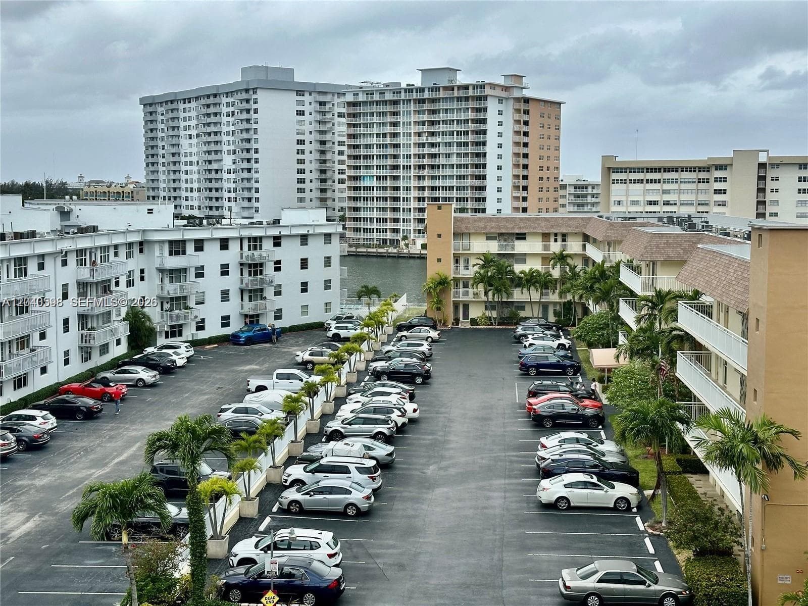 ISLANDS-MARTINIQUE CONDO · #601 in Hallandale Beach - Photo 36
