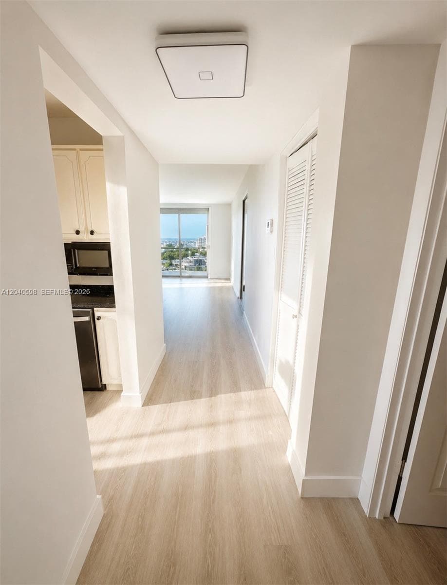 ISLANDS-MARTINIQUE CONDO · #601 in Hallandale Beach - Photo 11