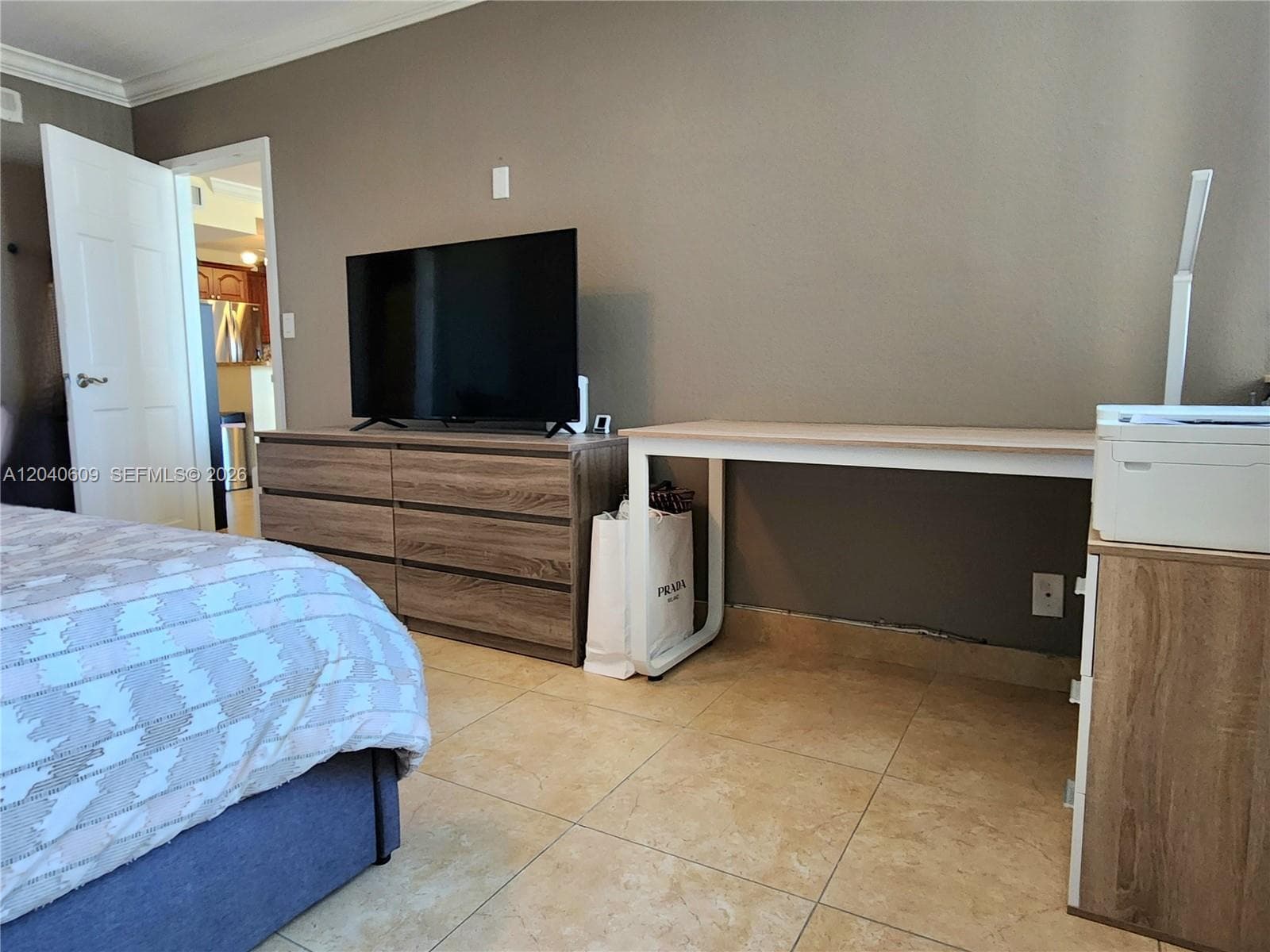 Parker Plaza · #1901 in Hallandale Beach - Photo 16