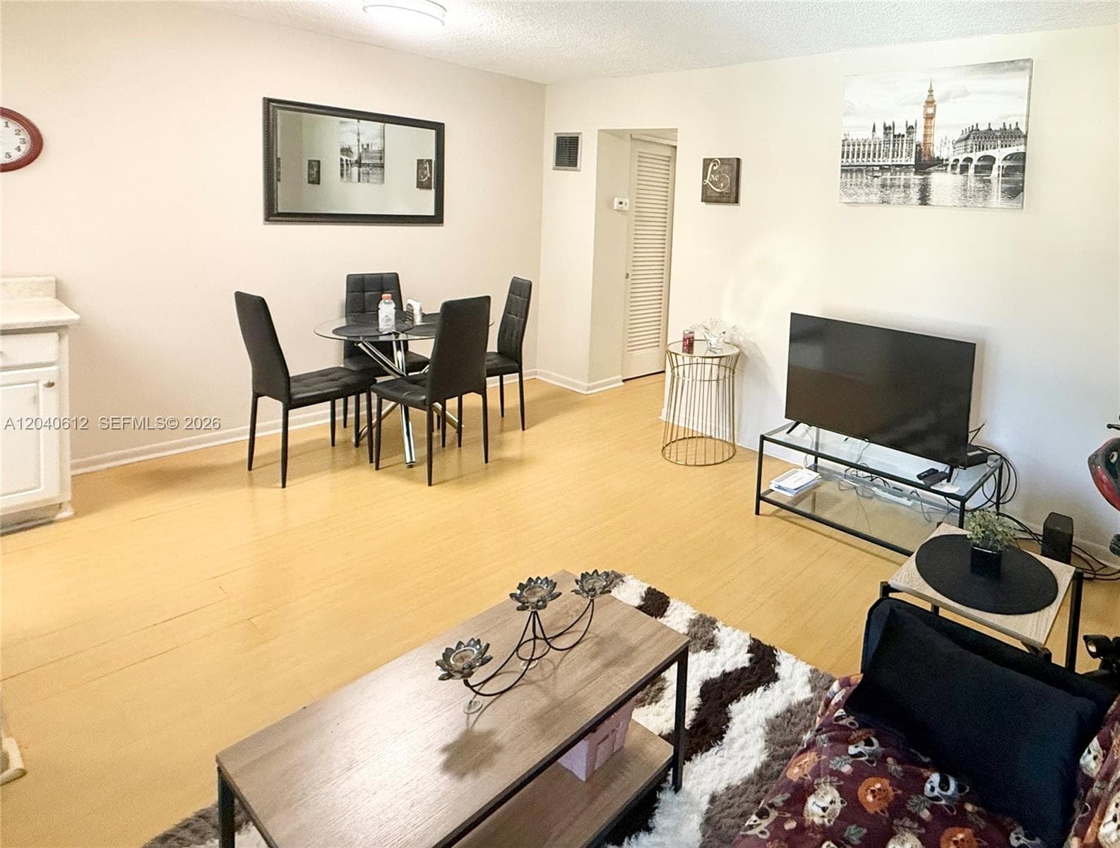 WARRENTON HOUSE CONDO · #206 in Hollywood - Photo 16