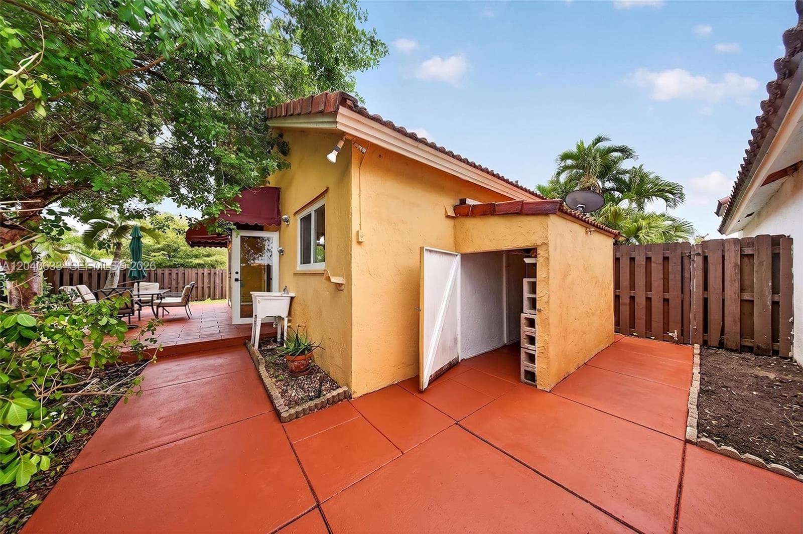 15307 SW 52nd Ter photo 34