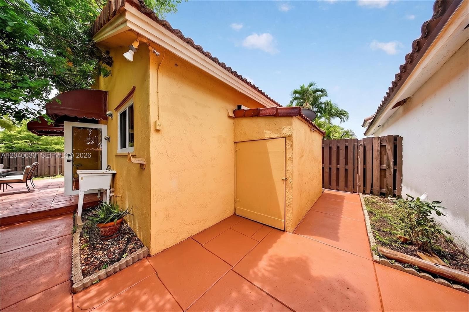 15307 SW 52nd Ter photo 35