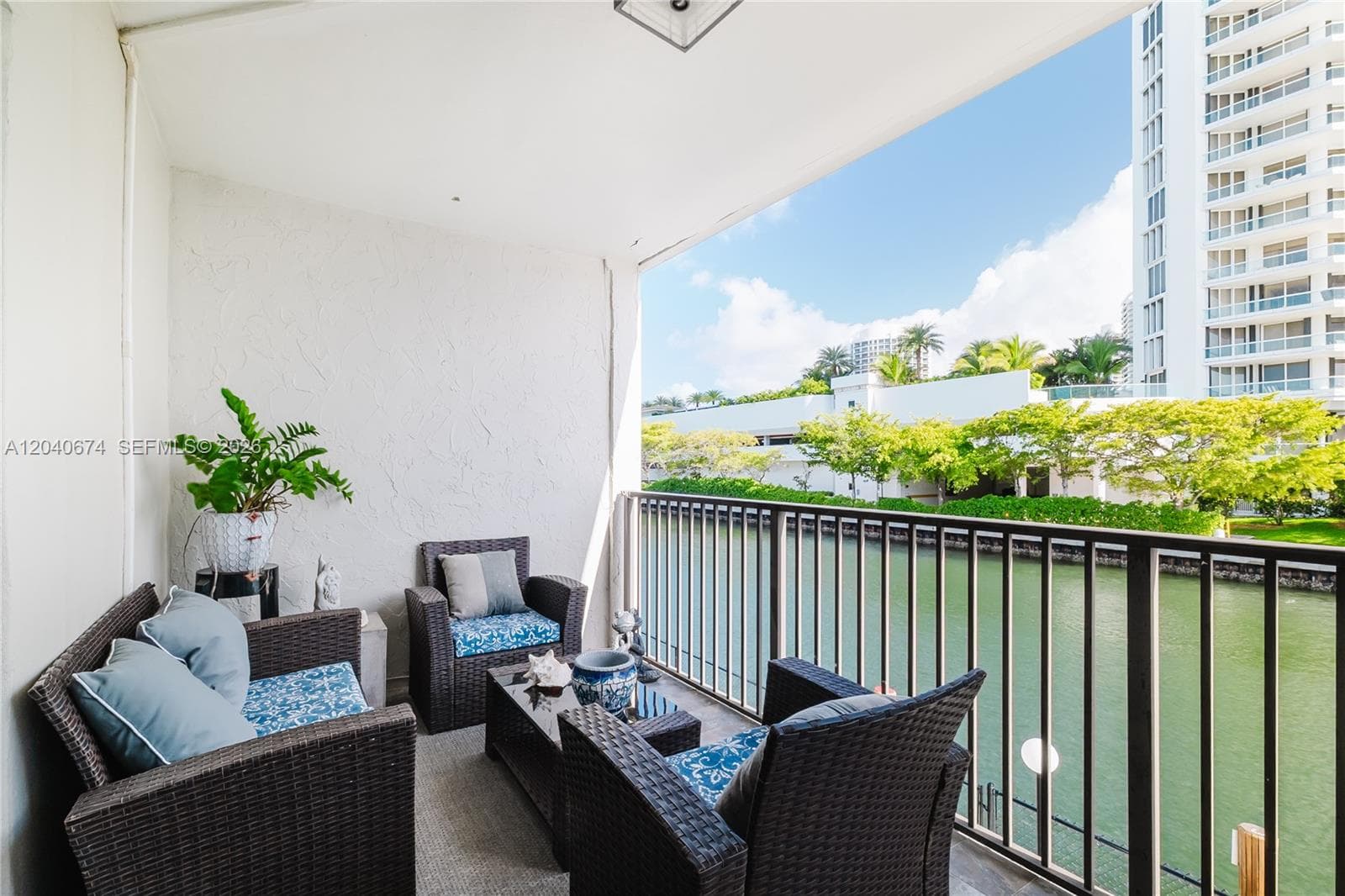 SANDPIPER CONDO · #27 in North Miami Beach - Photo 13