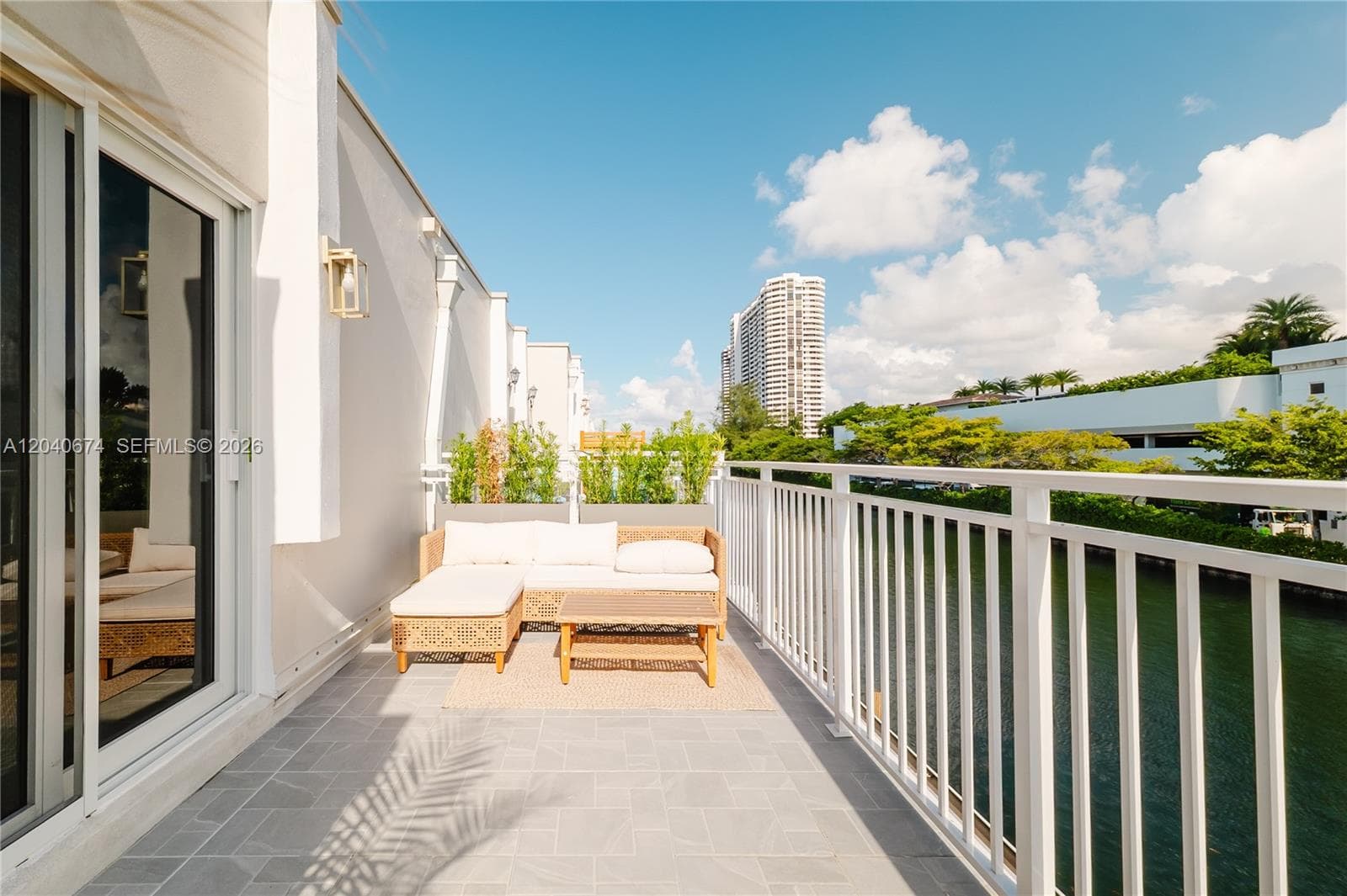 SANDPIPER CONDO · #27 in North Miami Beach - Photo 14