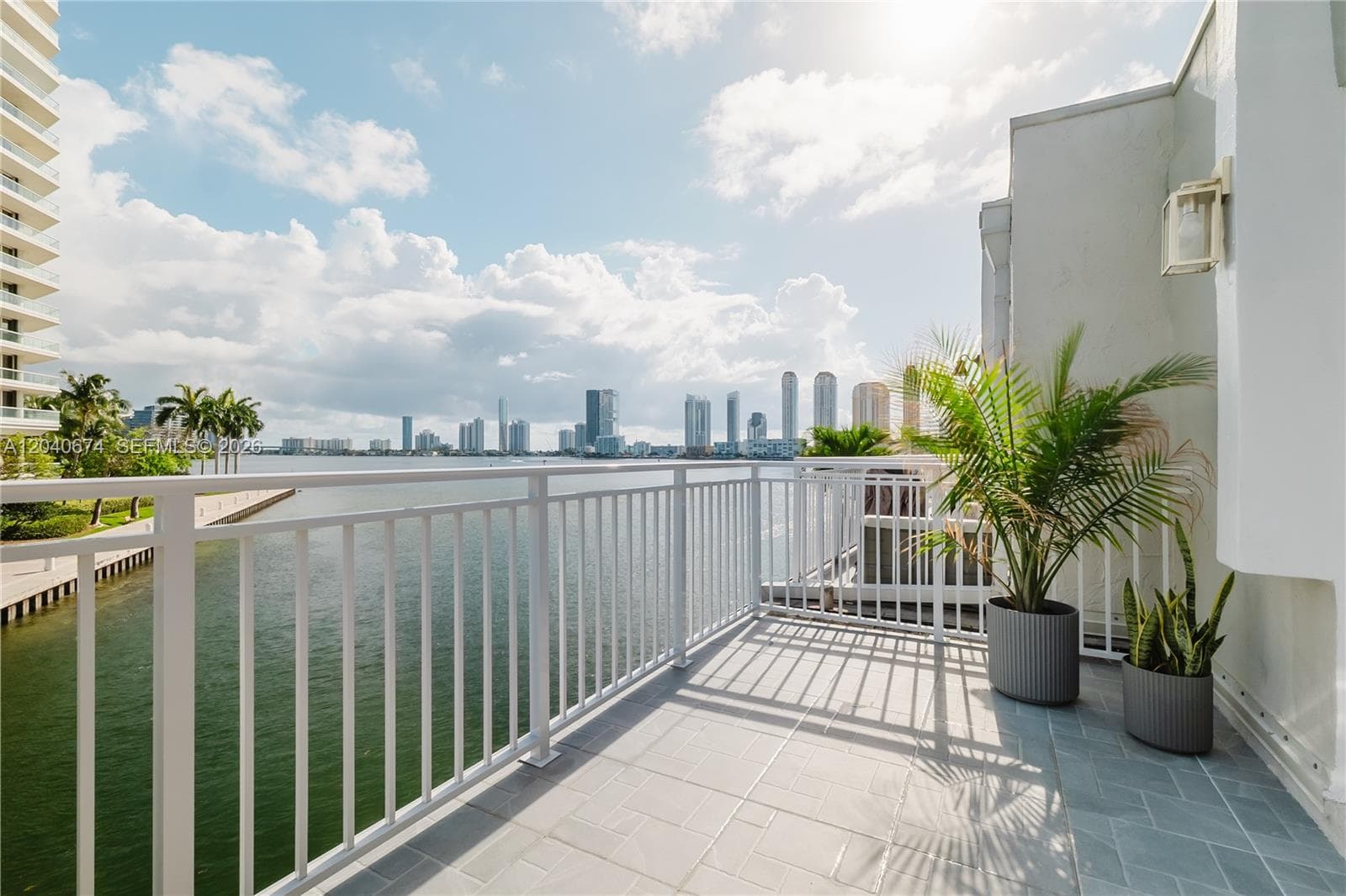 SANDPIPER CONDO · #27 in North Miami Beach - Photo 15